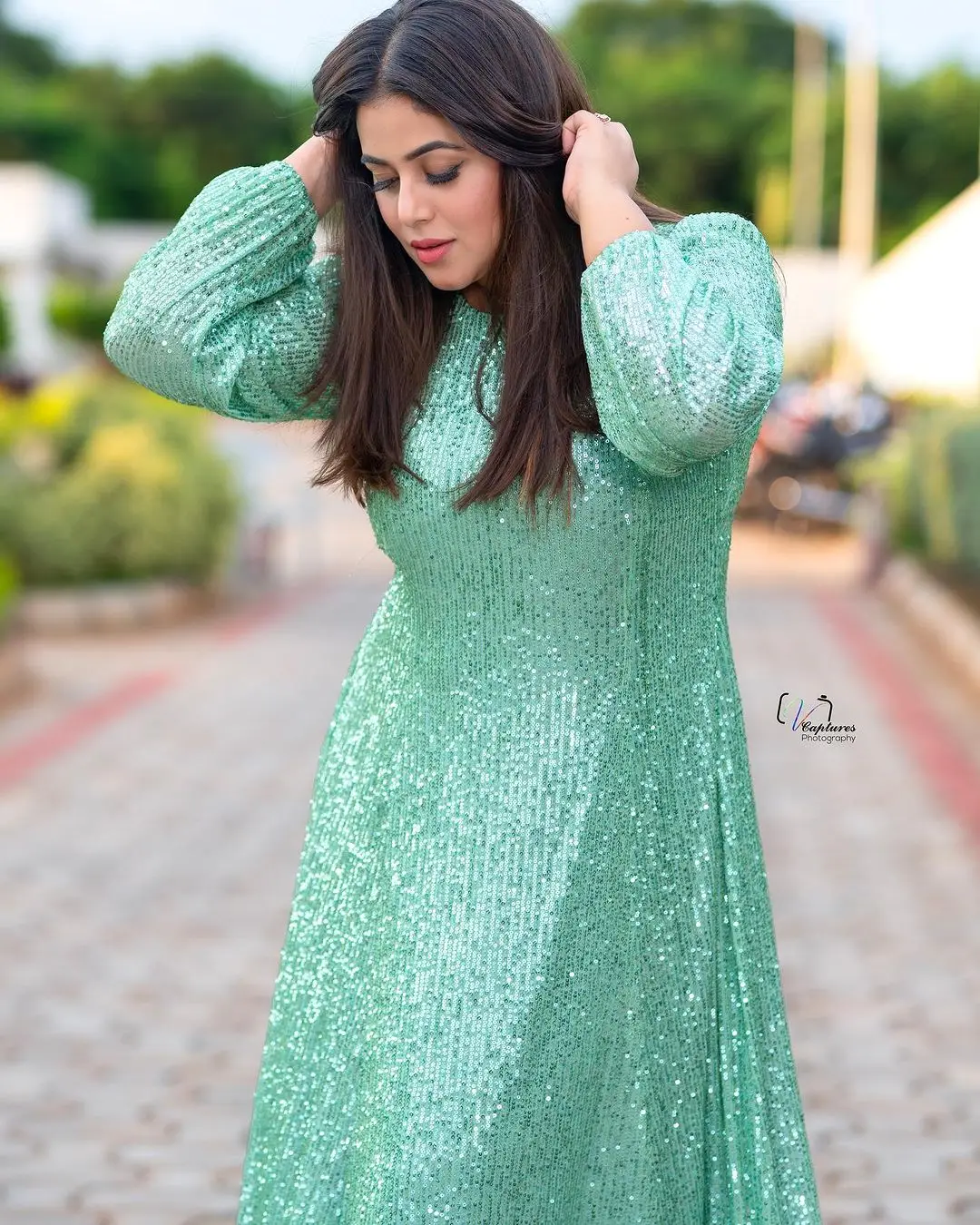 Indian Actress Shamna Kasim Stills in Green Gown